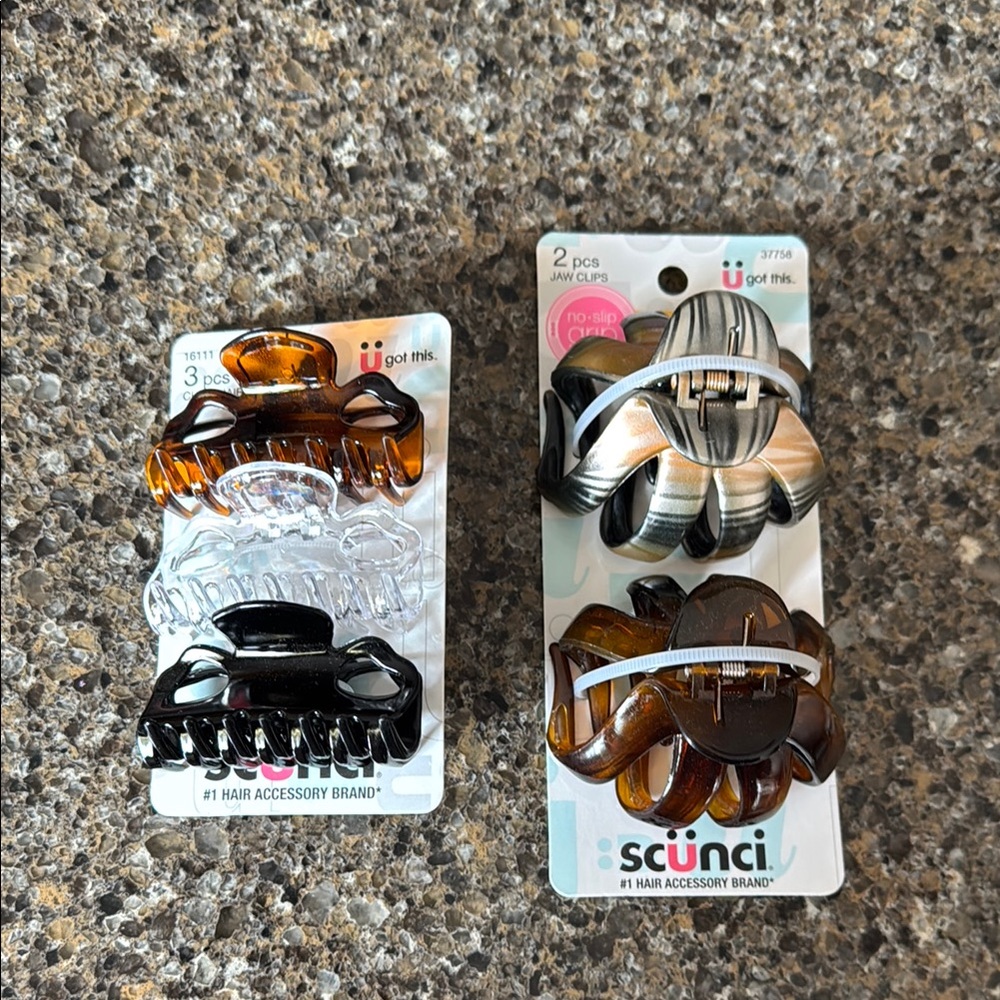 Scunci Hair Accessories Black and Brown Claw Clips